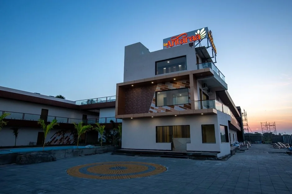 HOTEL AKASTHA